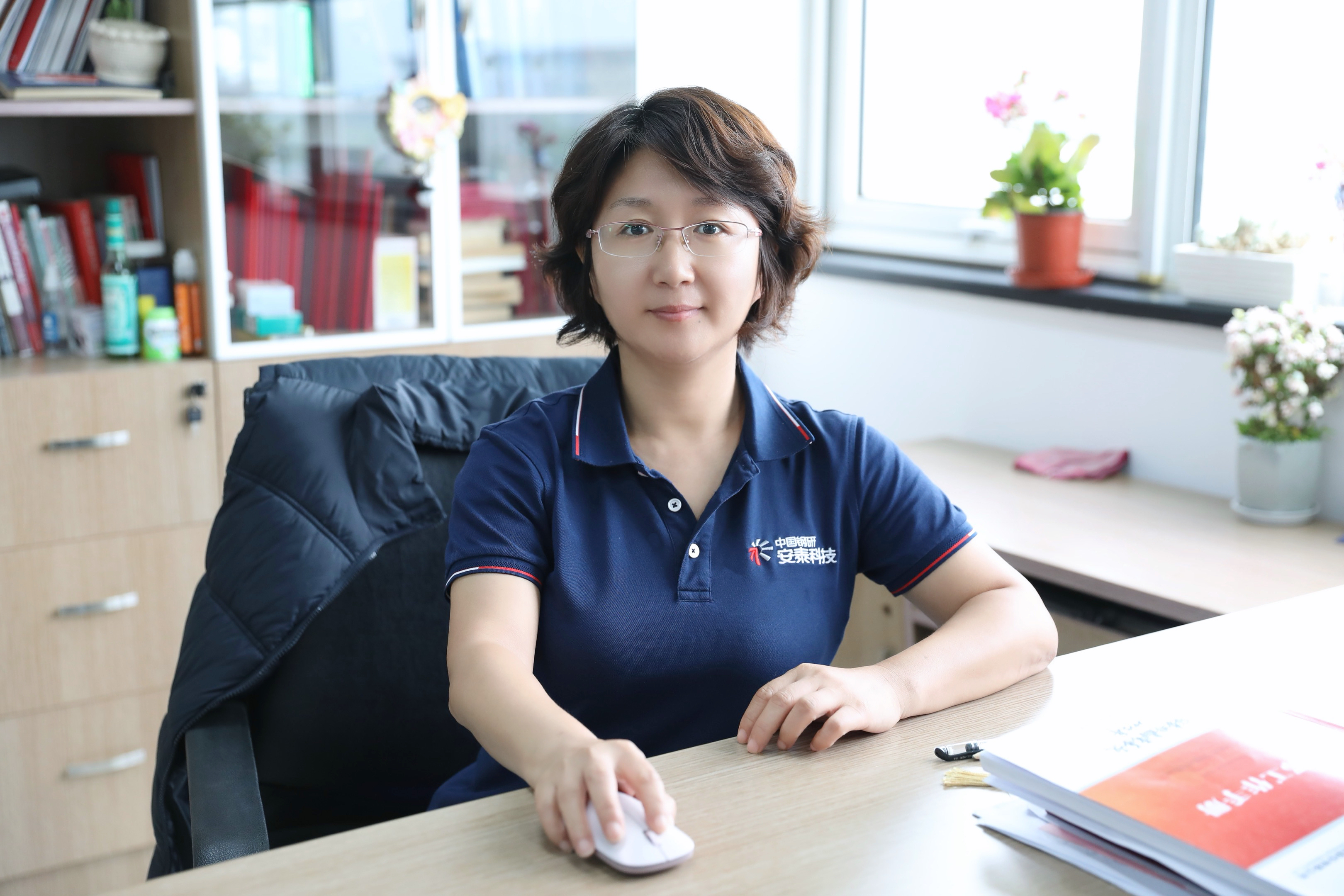 优秀党务工作者-范雪飞.jpg 优秀党务工作者-范雪飞.jpg